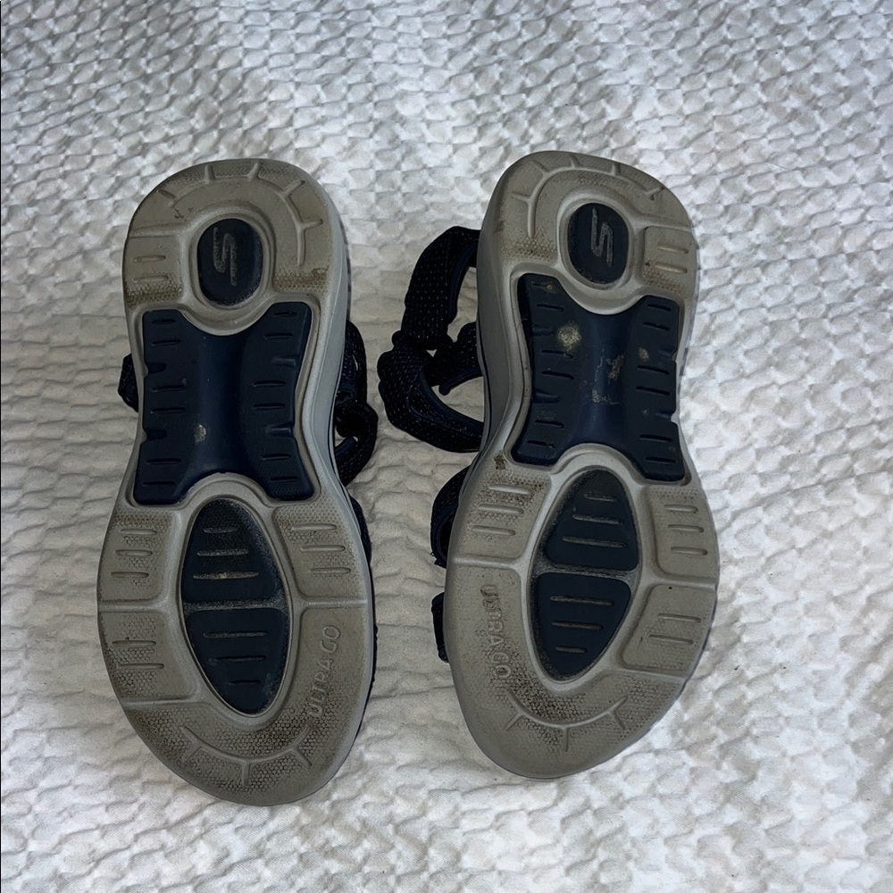 Skechers Gowalk Arch Fit 2.0 Exhilarate - Picture 8 of 8